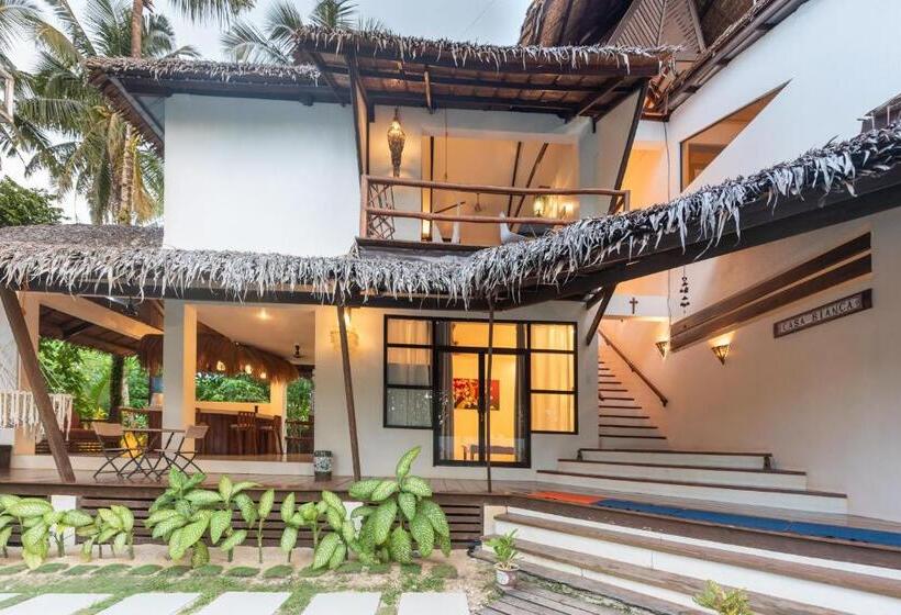 ویلای یک اتاق خوابه با استخر شنا, Casa Bianca Siargao