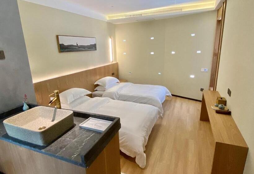 Номер Стандарт, Memory Garden House