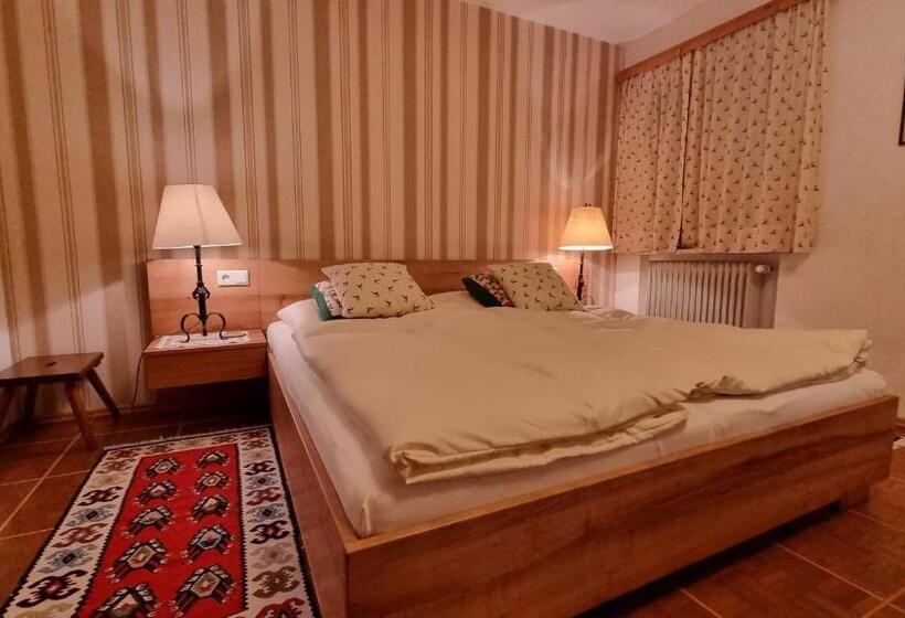 Четырехместный Номер Стандарт, Pension Hattinger