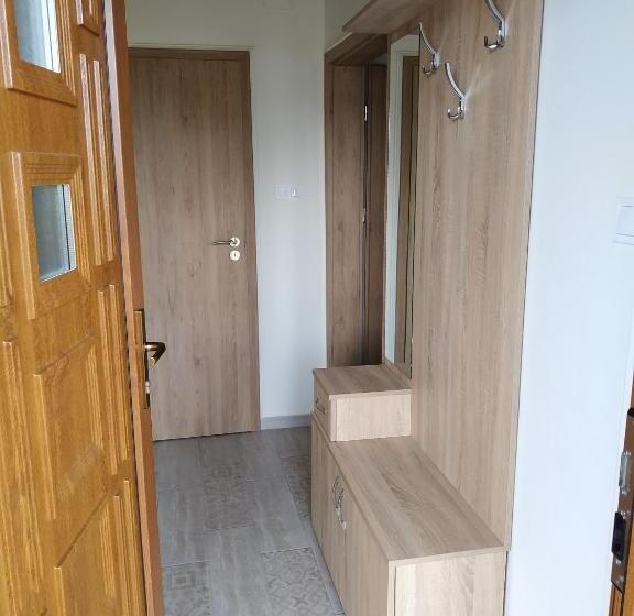 Апартаменты 2 Спальни, Tisza Panzió és Apartman