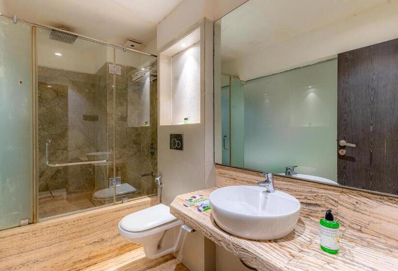 Quarto Estandar, Treebo Supreme Grande