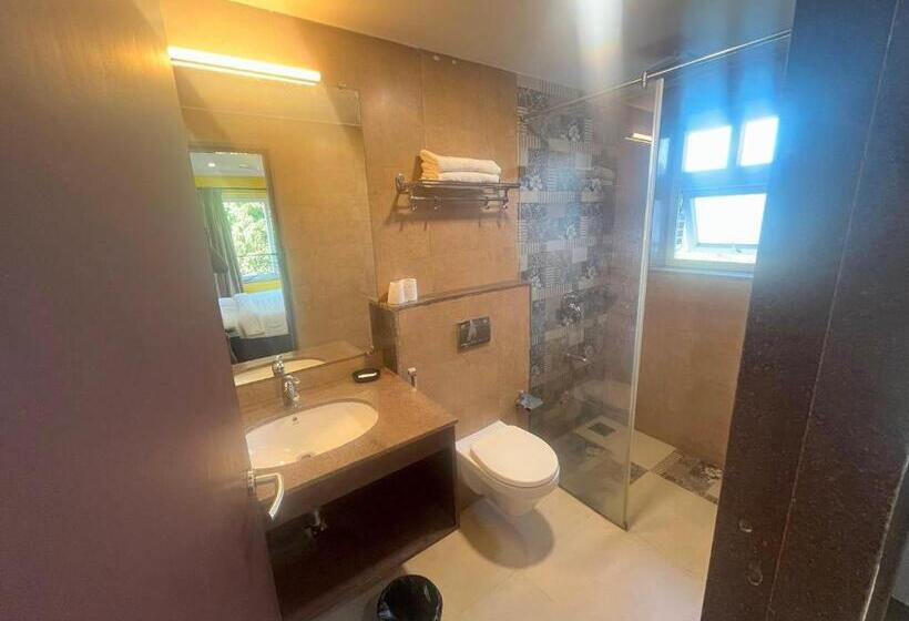 豪华套房, Candolim Suites