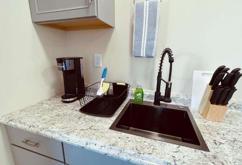 Номер Deluxe Кровать Кинг, White Orchid Apartments