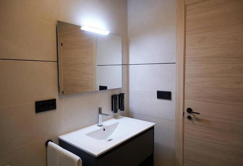 اتاق خانوادگی, Dorm4you Arena 2