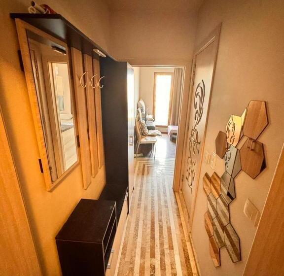 スタンダードスタジオ, Apartment Diamond Sarafovo