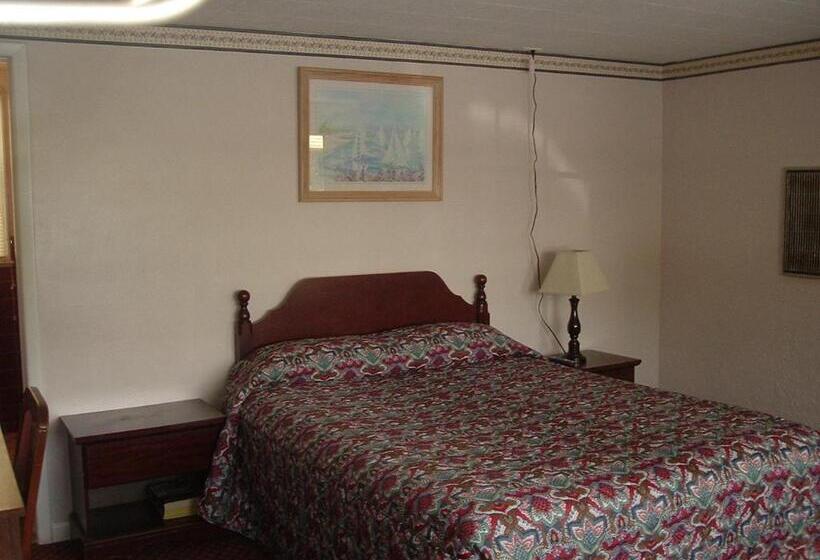 Номер Стандарт, Fels Three Crown Motel