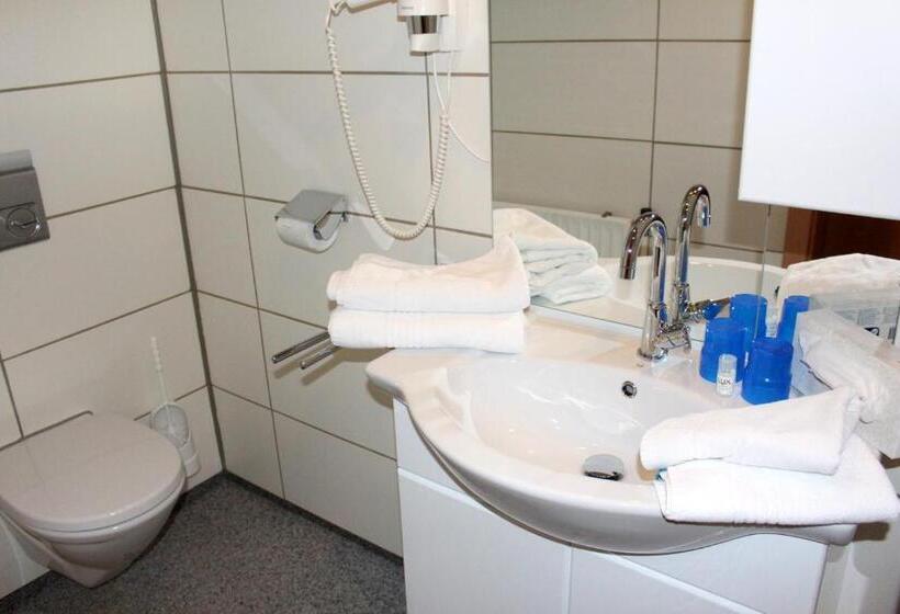 Семейный Номер, Frühstückspension Auer   Haus Kargl