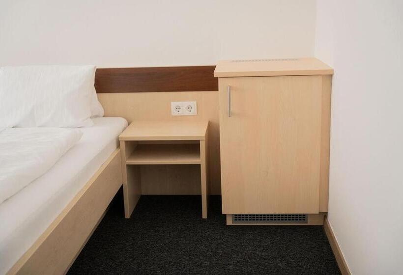 Номер Стандарт, Frühstückspension Auer   Haus Kargl