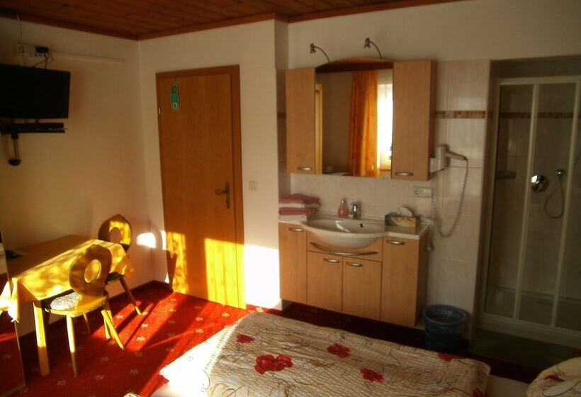 침실 3개 아파트, Gästehaus Zum Tauern
