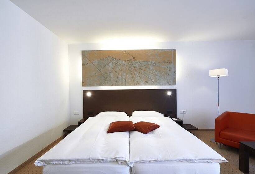 Номер Комфорт, La Meridiana, Lake & Spa