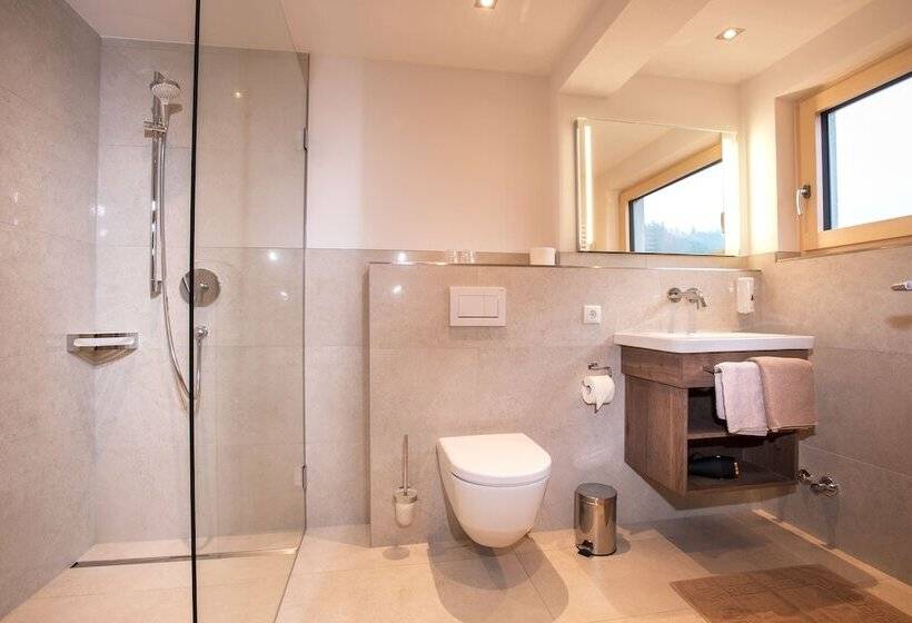 Family Suite, Tipotsch