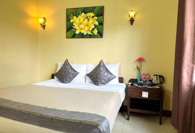 Номер Стандарт, Maison Arnica Hotel & Restaurant
