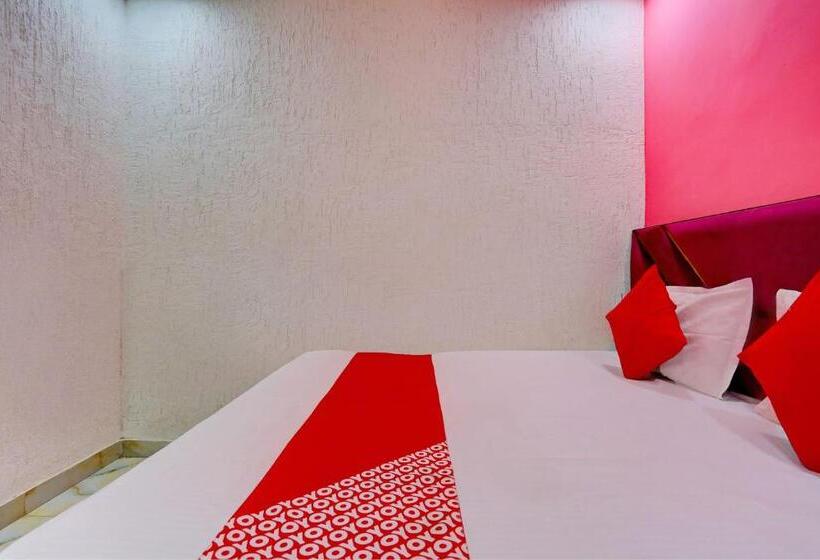 三人经典房间, Oyo Flagship Hotel Star Blue