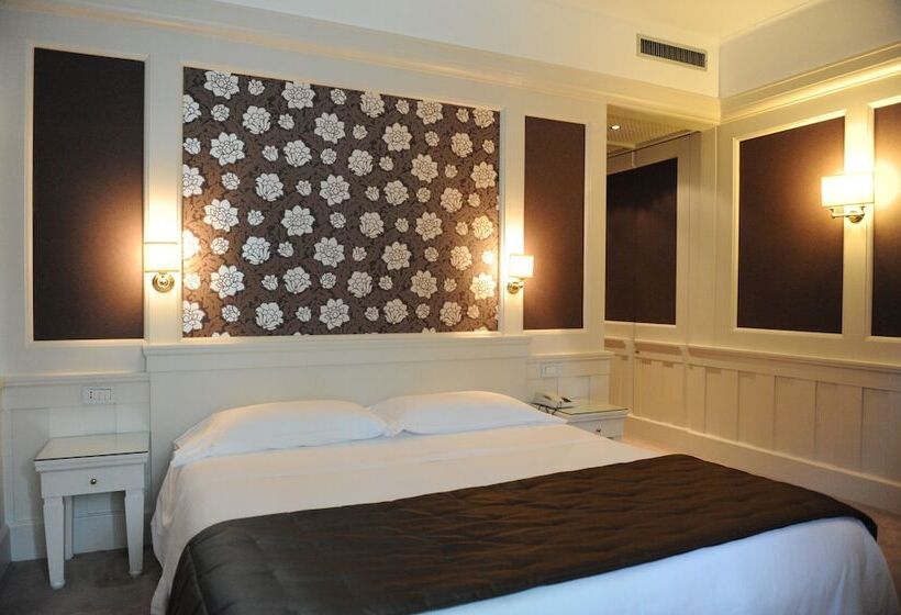 Номер Deluxe, Hotiday Hotel Rapallo