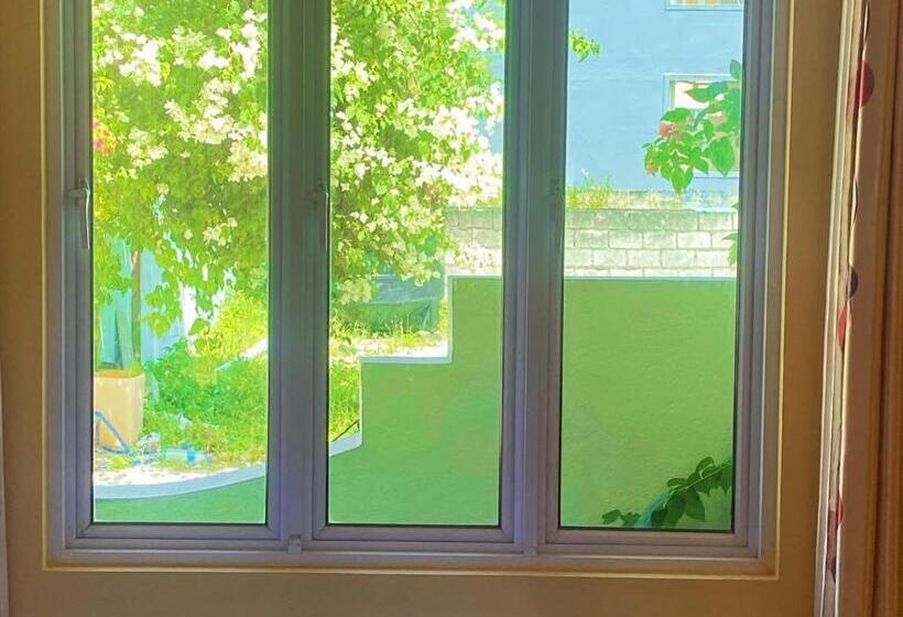 اتاق استاندارد, Maavaharu   K.huraa