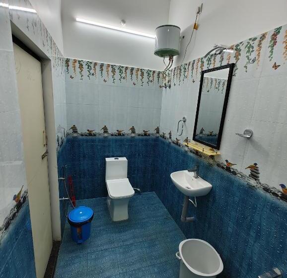 Номер Economy, Royal Party Hall A/c