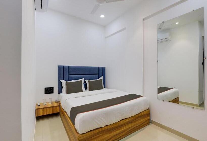 Трехместный Номер Классика, Collection O Hotel S. S. Plaza