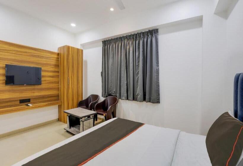 Трехместный Номер Классика, Collection O Hotel S. S. Plaza