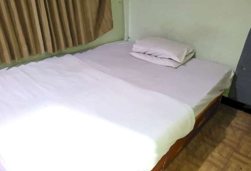 اتاق استاندارد, Oyo 93415 Pondok Kula Rumbih Syariah