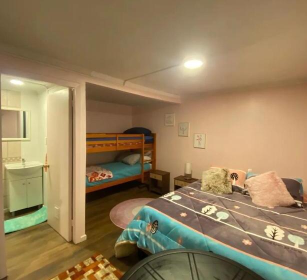 家庭间, Hostal Mar Y Sol