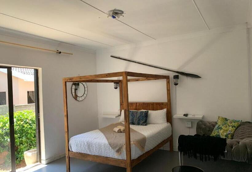 标准房带园景, Tnb Guesthouse