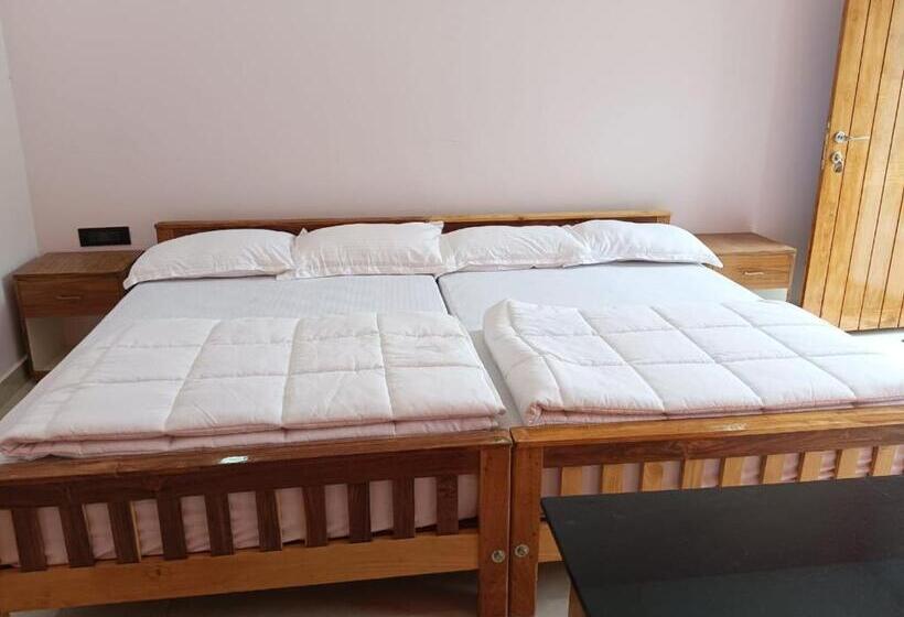 四人标准间, Earth Lounge Resort