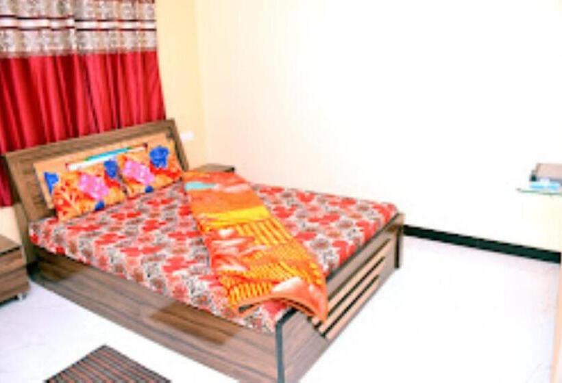 Номер Стандарт, Prem Sagar, Balapur