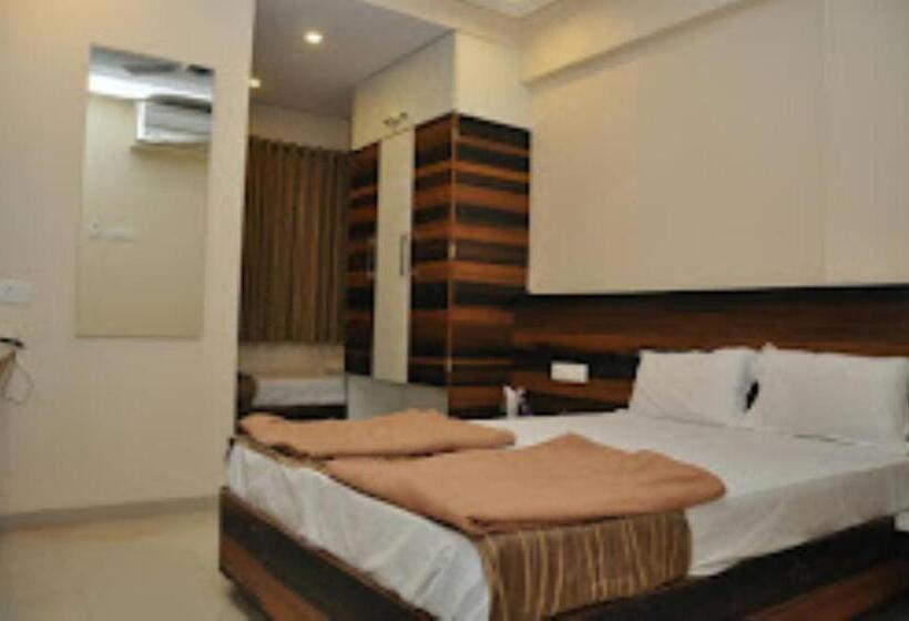 Номер Deluxe, Rich Palace, Jalgaon
