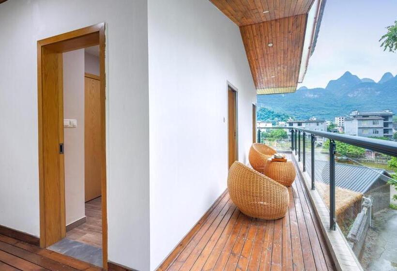 اتاق استاندارد با بالکن, Qingshan Yuandai Boutique Homestay Yangshuo