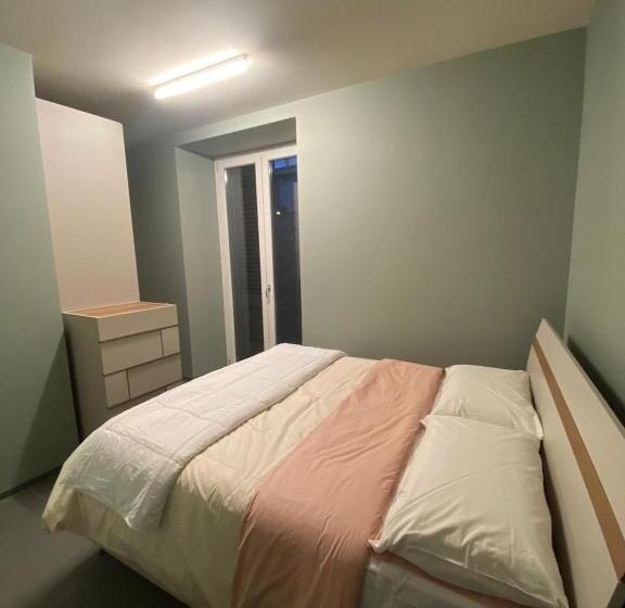 Номер Стандарт с Гидромассажем, Suave Luxury Room