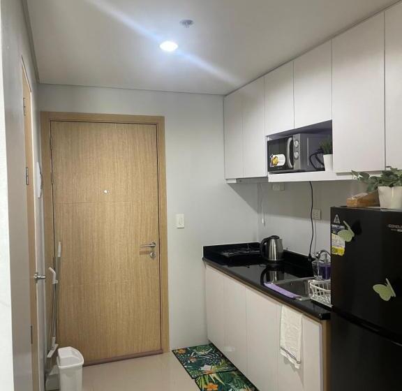 带1个卧室的带阳台的公寓, Era Suites Staycation At Quezon City