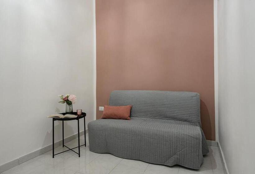家庭间, Giufrania Suite