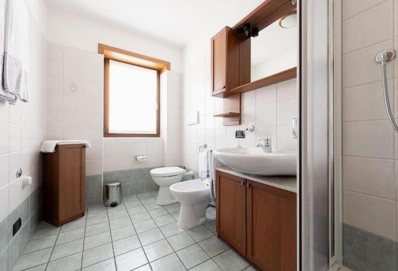 استودیوی استاندارد, Chalet Ginepro