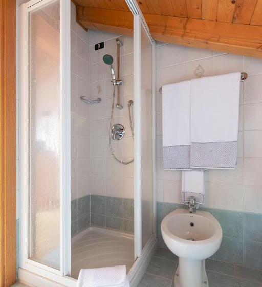 استودیو استاندارد با بالکن, Chalet Ginepro