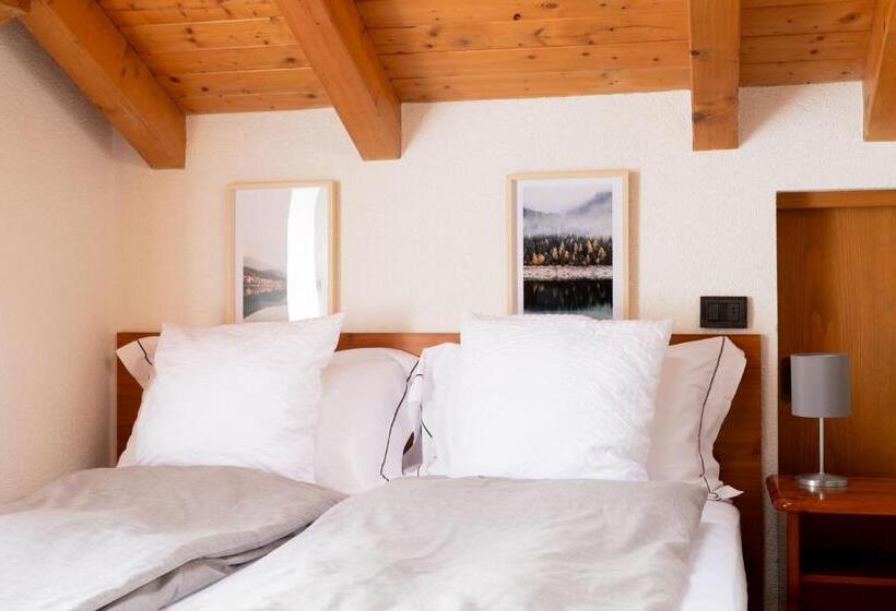 استودیو استاندارد با بالکن, Chalet Ginepro