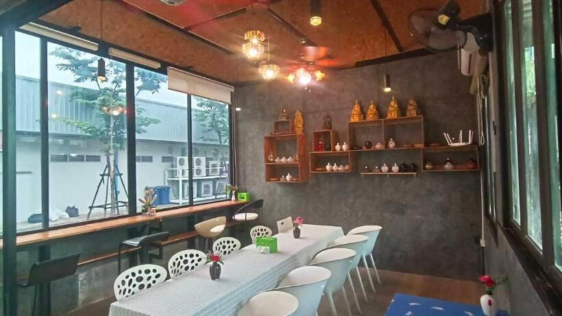 带大床的高级房间, Changrojresortkaengkhoi