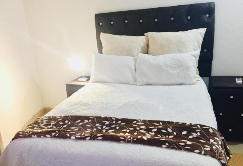 Номер Стандарт, Emakhabeleni Bed & Breakfast