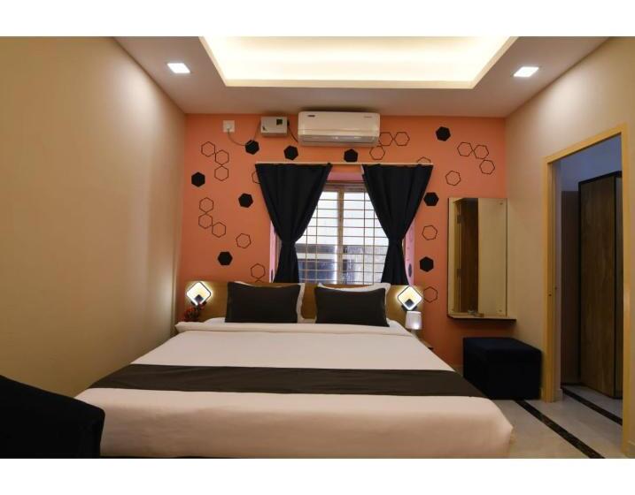 غرفة قياسية, Emerald Inn