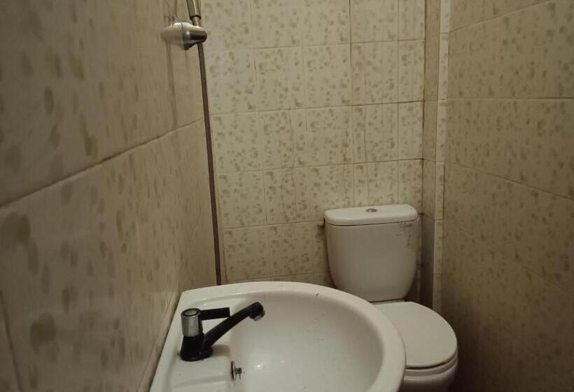 Номер Стандарт, Oyo 93332 Kharis Home Stay