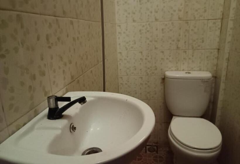 Номер Стандарт, Oyo 93332 Kharis Home Stay