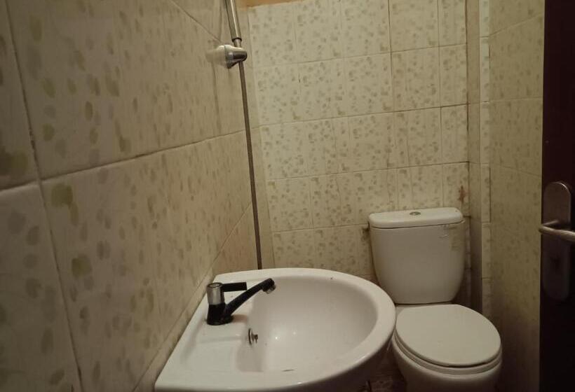 Номер Стандарт, Oyo 93332 Kharis Home Stay