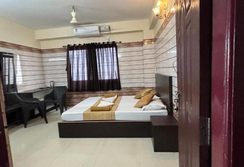 Номер Deluxe, Yamuna Vihar Toursit Home