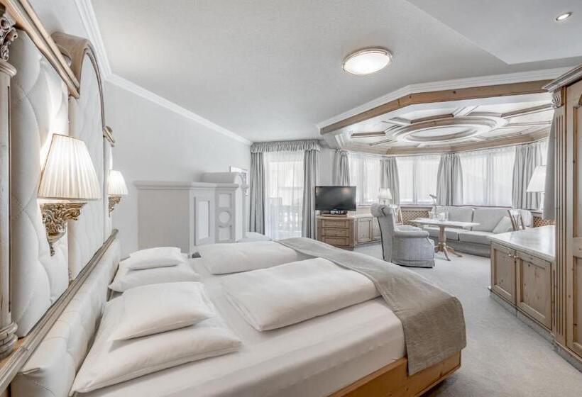 اتاق لوکس, Trofana Royal 5 Sterne Superior Resort
