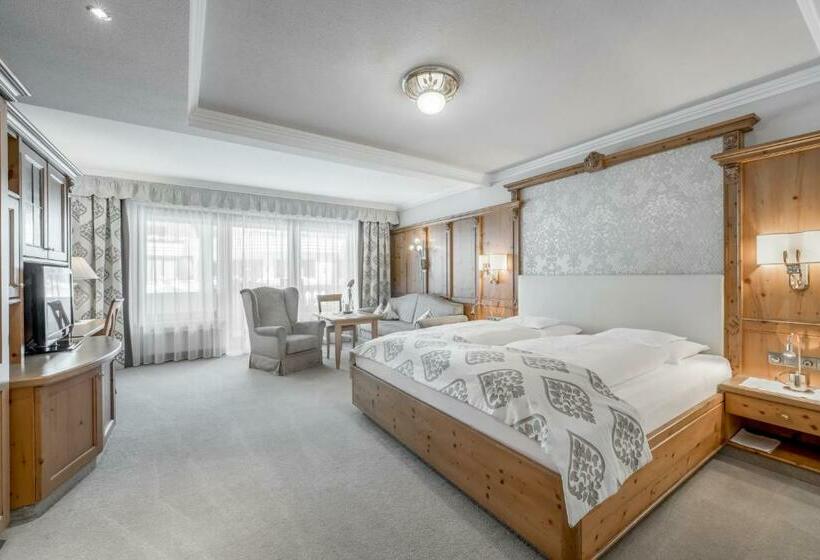 اتاق لوکس, Trofana Royal 5 Sterne Superior Resort