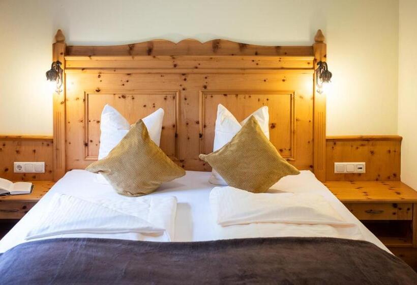 اتاق استاندارد, Naturhotel Huettenwirt In Middle Of Nature