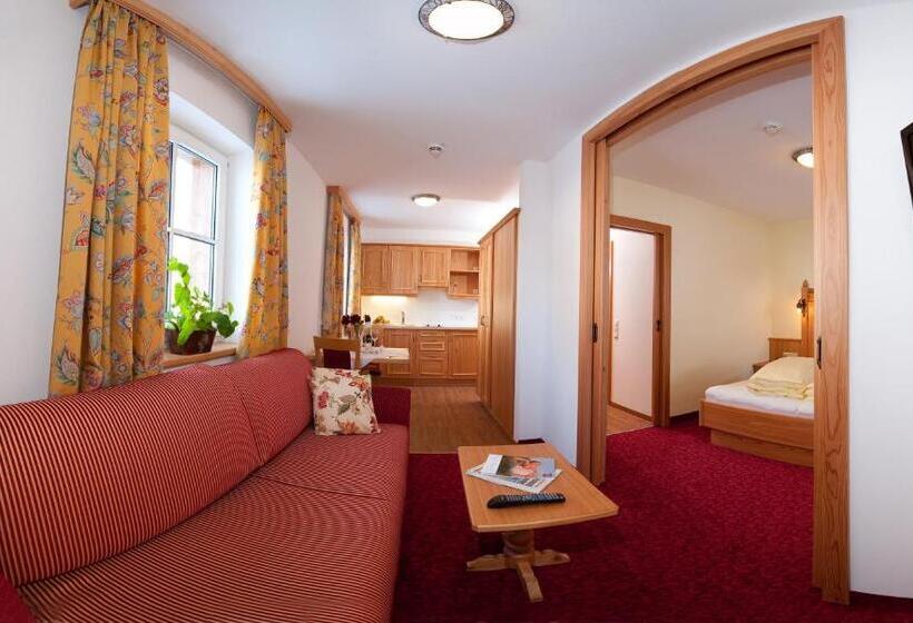 آپارتمان 1 خوابه, Naturhotel Huettenwirt In Middle Of Nature