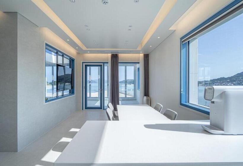 اتاق استاندارد, Yeosu Blueara Premium Pool Villa