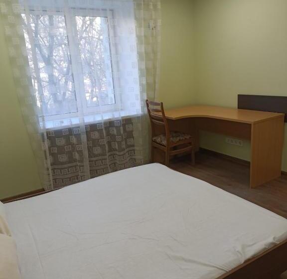 اتاق اکونومی, Hostel Krone Gok Zatishok