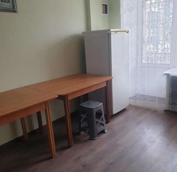 اتاق خانوادگی, Hostel Krone Gok Zatishok