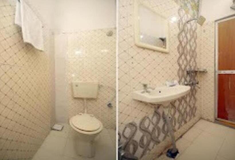 Номер Deluxe, E Square Jabalpur Mp